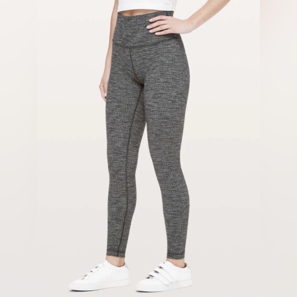 Lululemon Womens Wunder under variegated knit high waisted tights/ leggings Sz 8